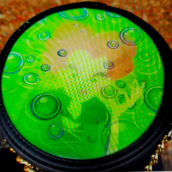 NWT: DISNEY LOUNGEFLY HOCUS POCUS "Glow-In-The-Dark" CAULDRON CROSSBODY BAG 2Fer - Picture 6 of 15